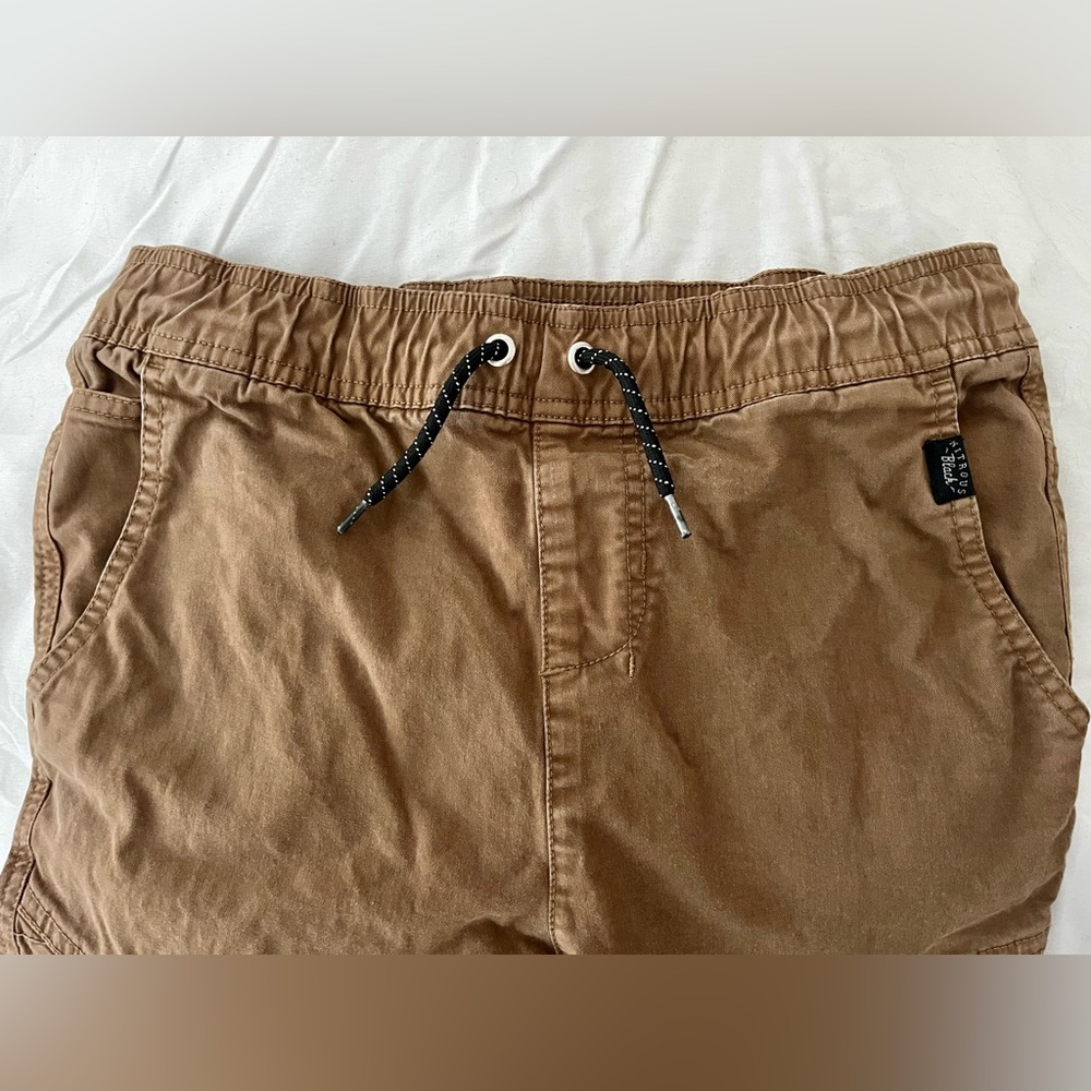 Boy, girls, nonbinary, cuuuuuute joggers